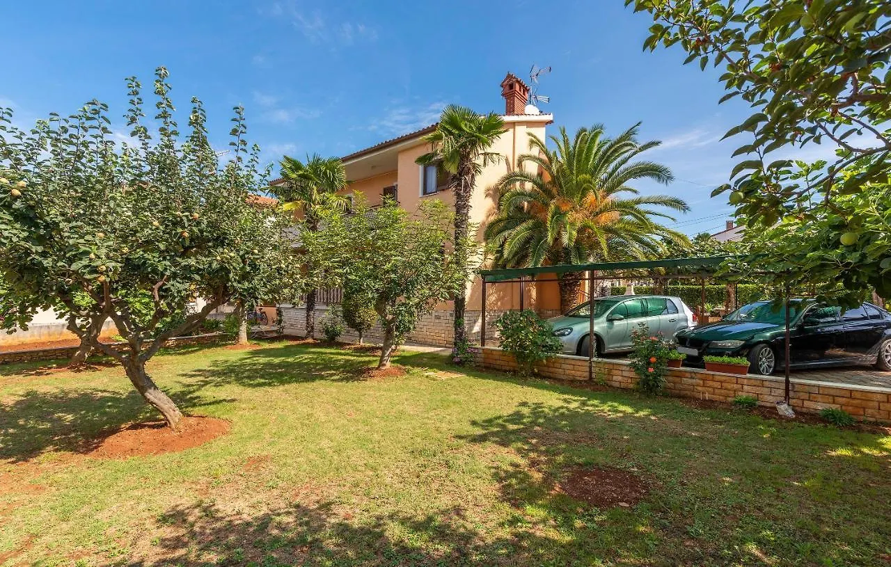 Apartments Feniks Porec